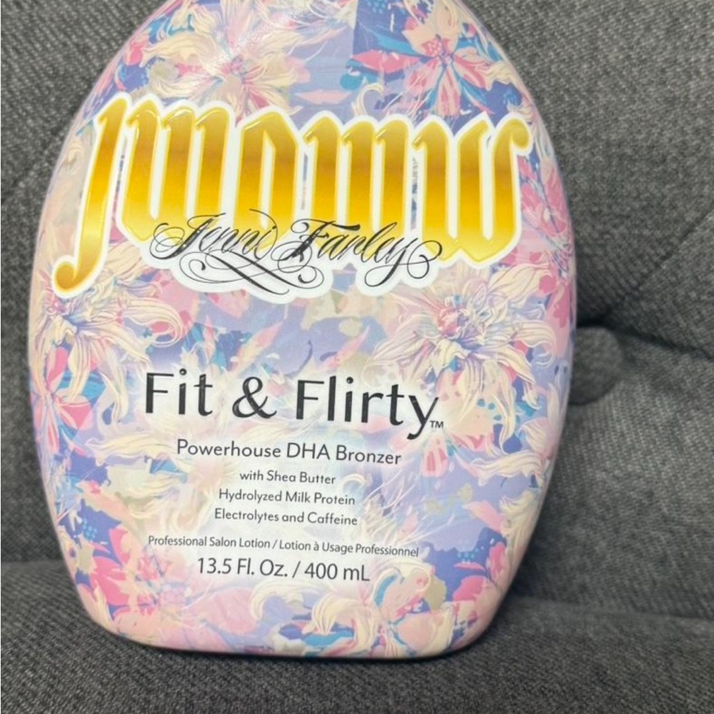Jwoww Fit & Flirty Powerhouse DHA Bronzer - Pink Floral